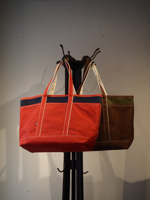 Pocket Boat Tote