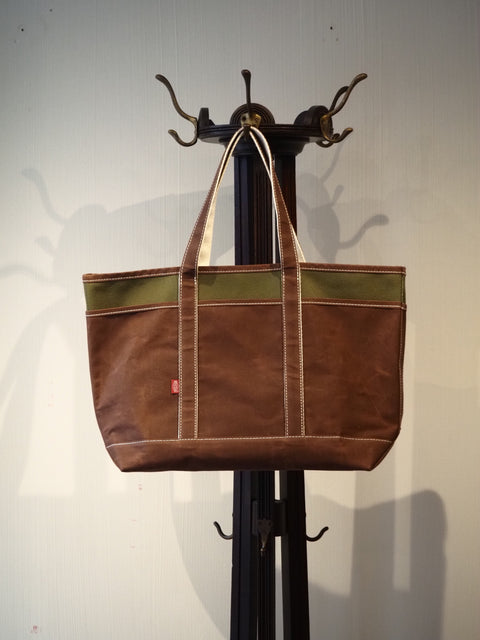 Pocket Boat Tote