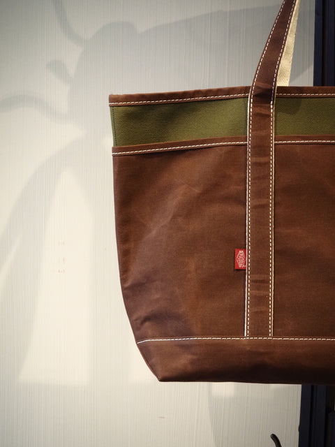 Pocket Boat Tote